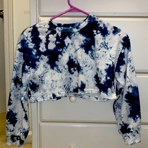 cropped long sleeve